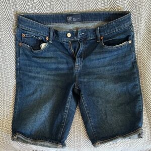 GAP Denim Bermuda 9” Shorts 10/30